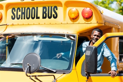 Summer Breaks and Flexible Hours: Why School Bus Driving Appeals to Retirees 